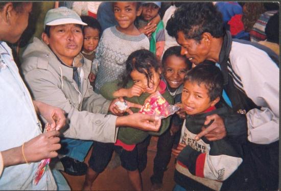 Distributuions des bonbons gasy